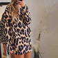 Elegantes Minikleid mit Rundhalsausschnitt und Leopardenmuster