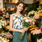 Sommerliche Eleganz: Zweiteiliges Print-Set mit fließender weiter Hose