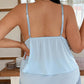 Pyjama-Set aus Top und Shorts mit Spitzenbesatz – Weicher, satinartiger Stoff, verstellbare Träger und V-Ausschnitt.