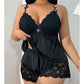 Pyjama-Set aus Top und Shorts mit Spitzenbesatz – Weicher, satinartiger Stoff, verstellbare Träger und V-Ausschnitt.